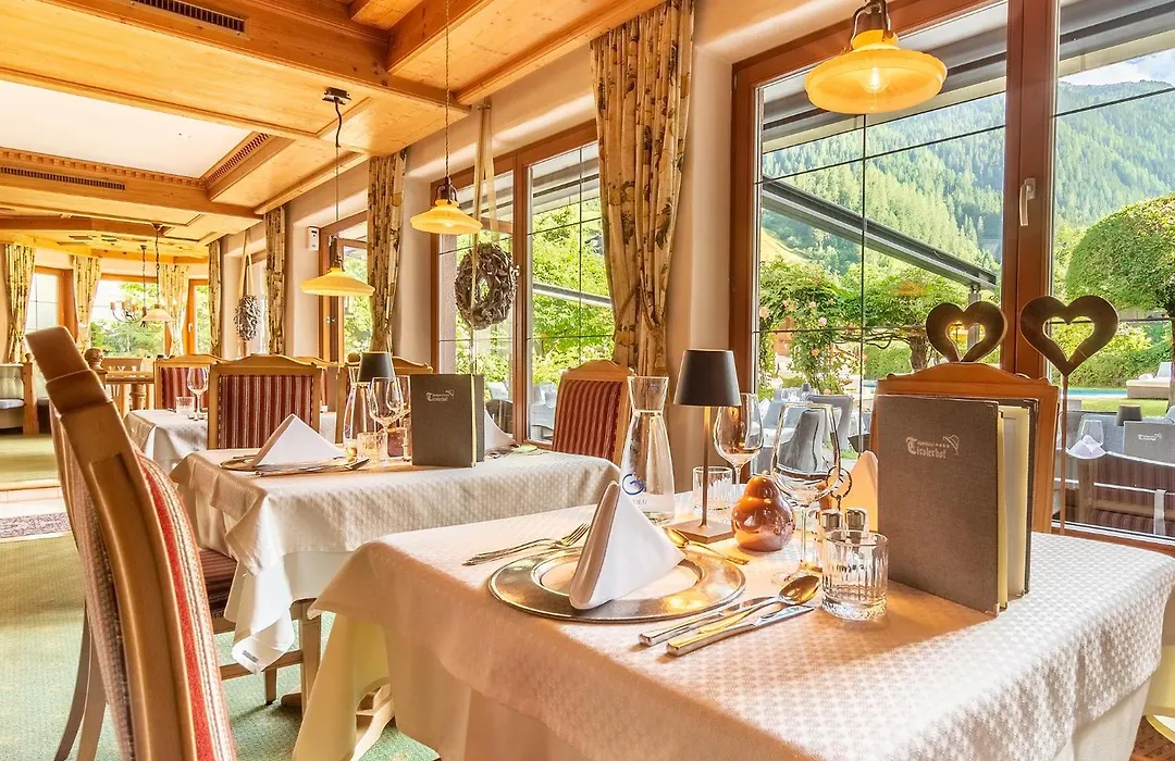 Alpenhotel Tirolerhof-1